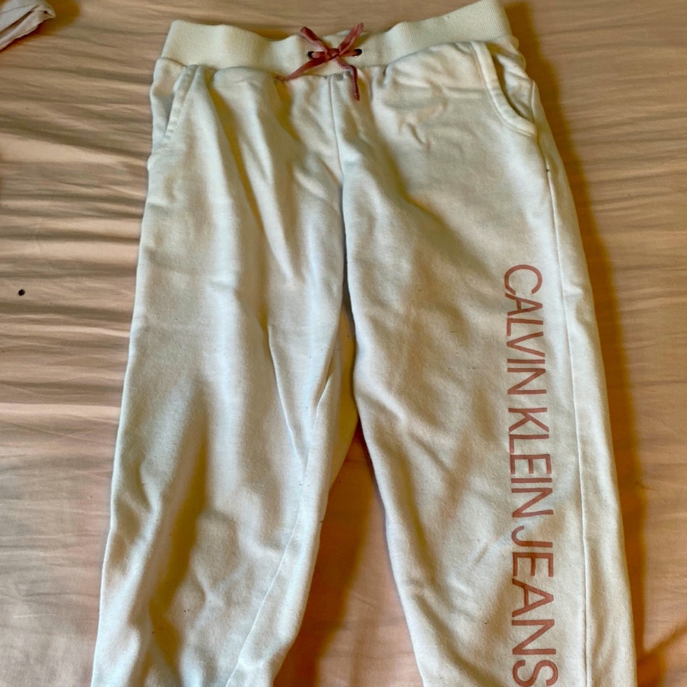 Kids medium, joggers sweatpants, Capri sweatpants